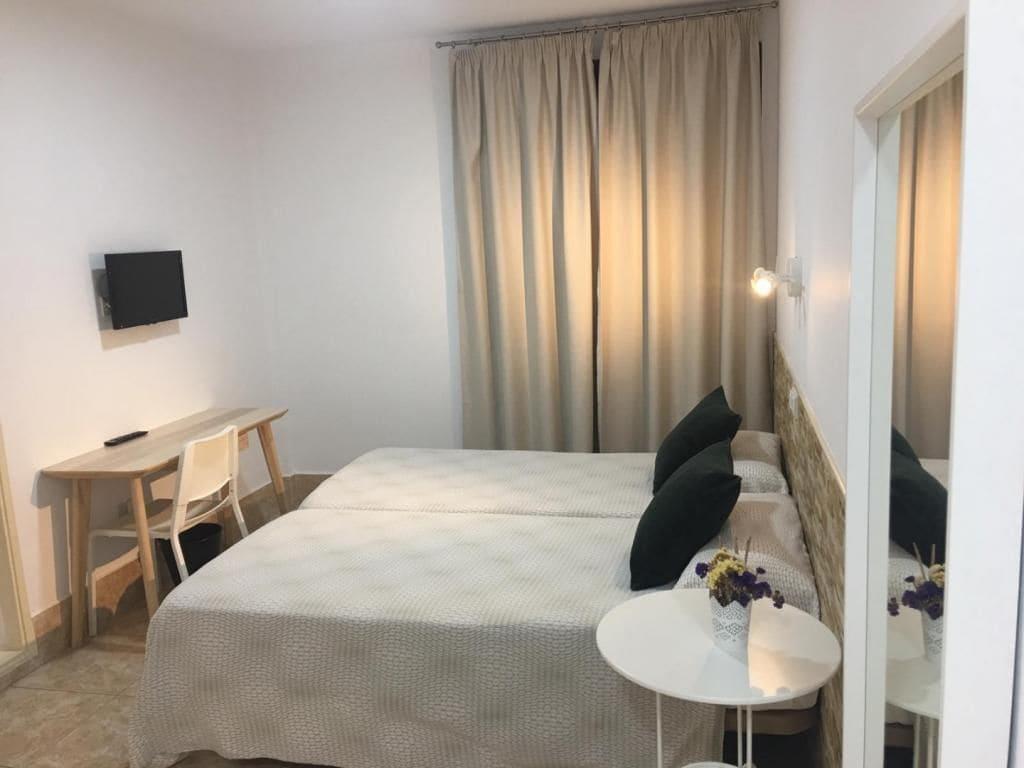 Hostal Residencia Cardona Arrecife  Exteriör bild