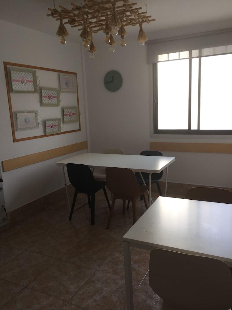 Hostal Residencia Cardona Arrecife  Exteriör bild