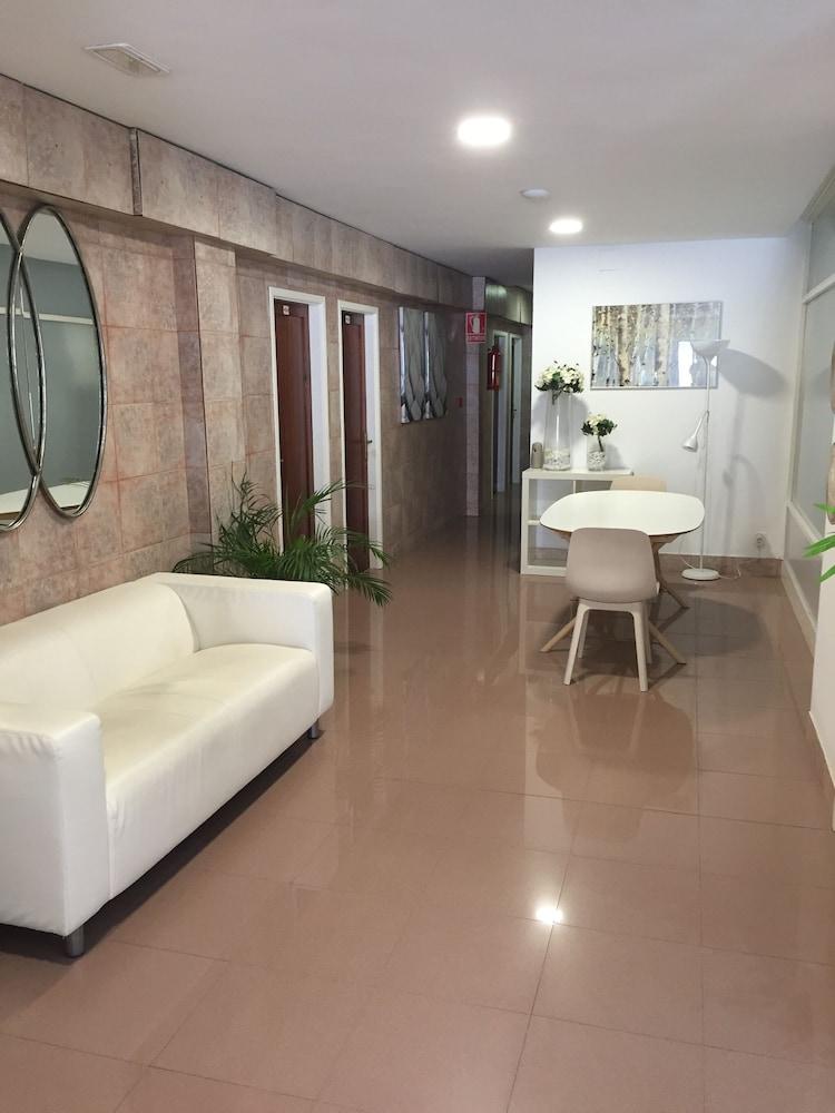 Hostal Residencia Cardona Arrecife  Exteriör bild