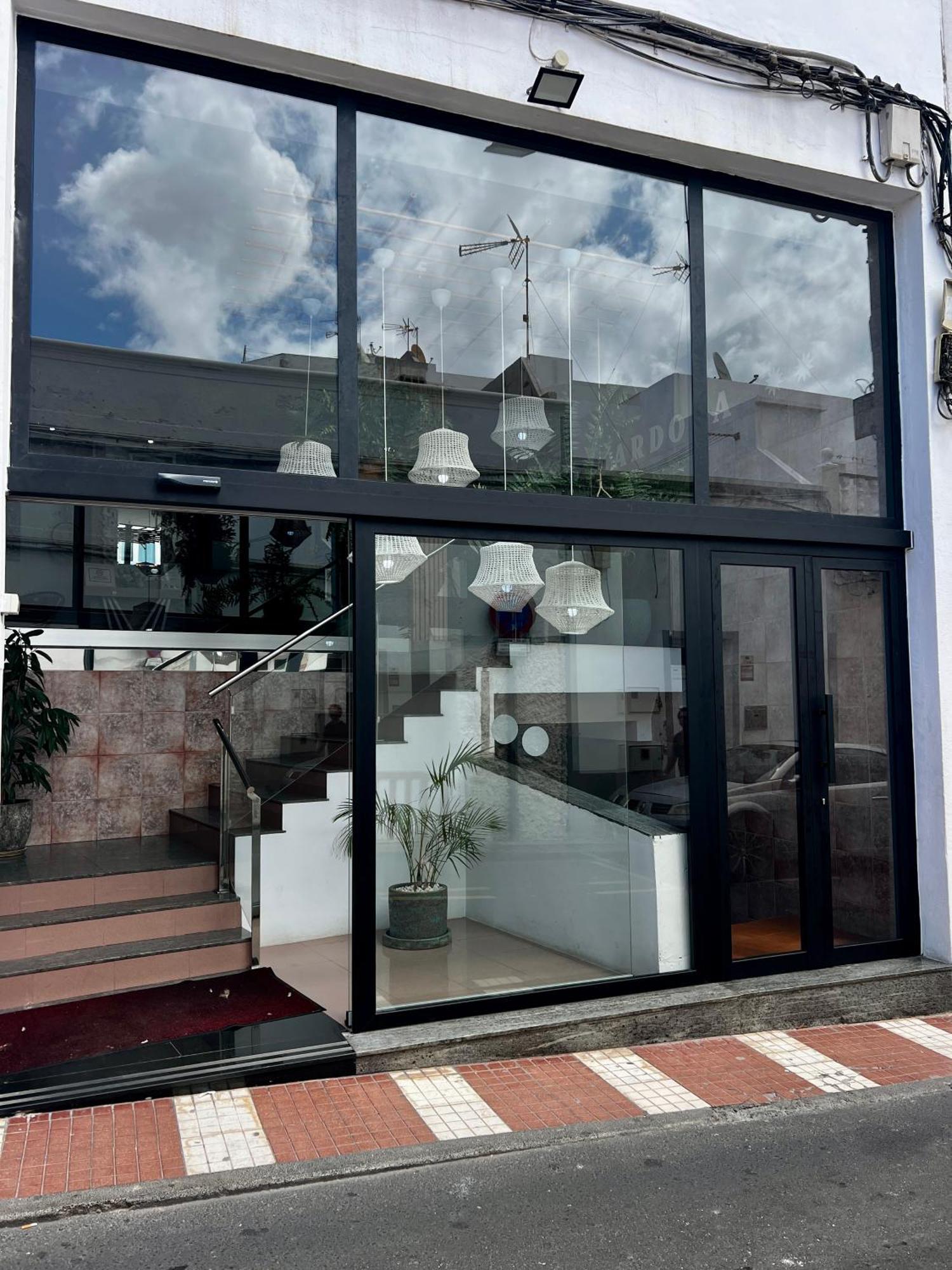 Hostal Residencia Cardona Arrecife  Exteriör bild