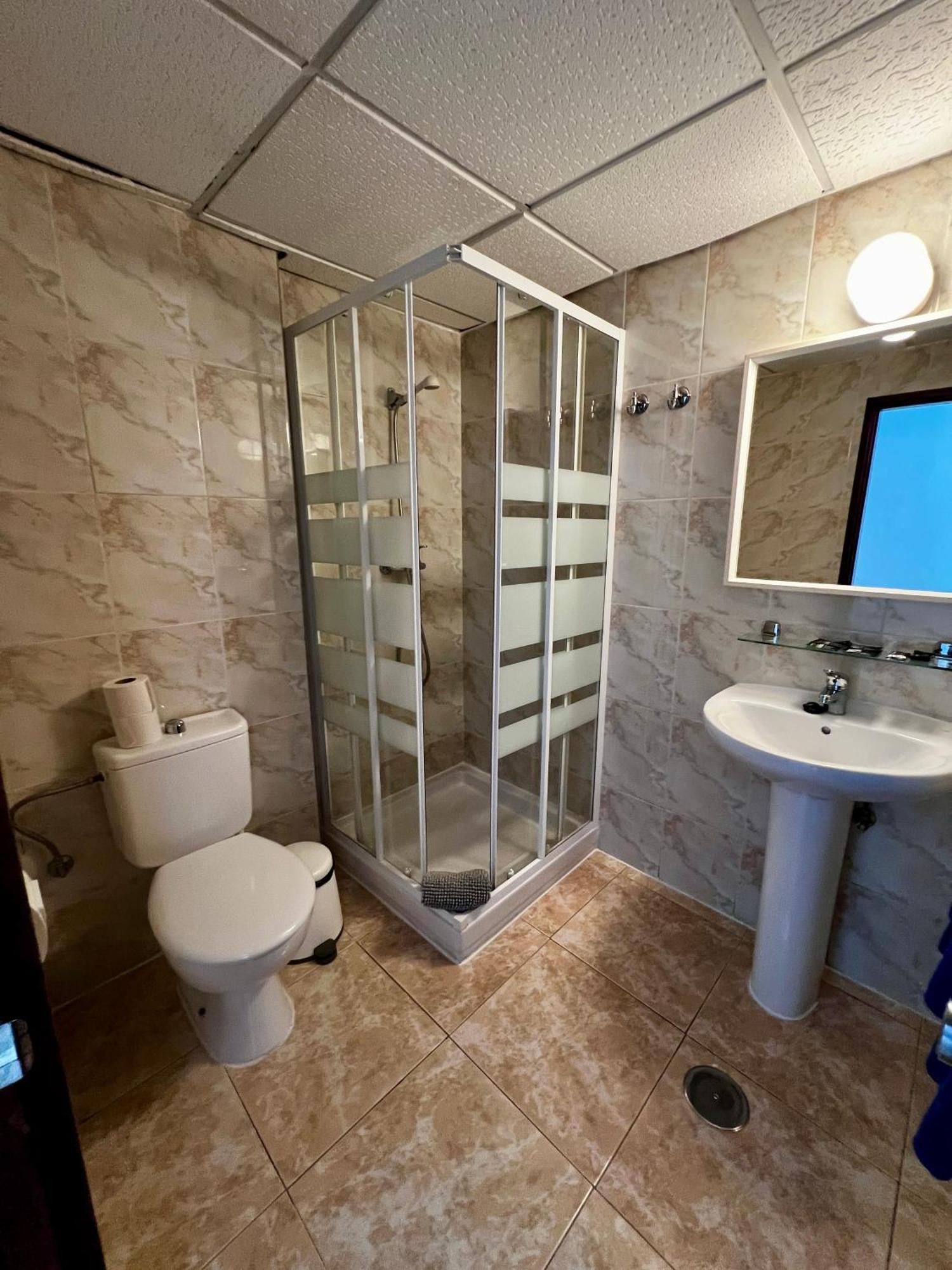 Hostal Residencia Cardona Arrecife  Exteriör bild