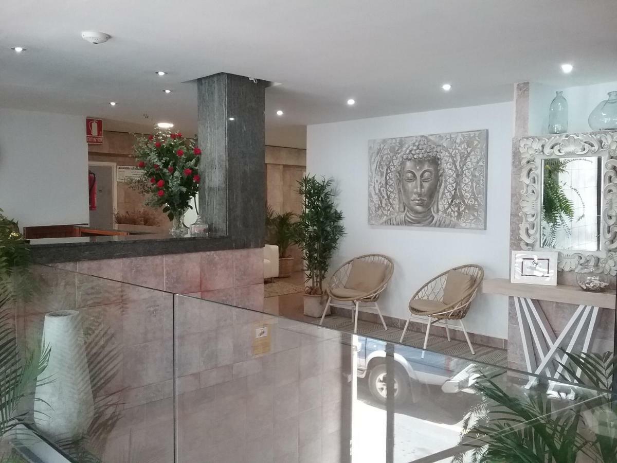 Hostal Residencia Cardona Arrecife  Exteriör bild